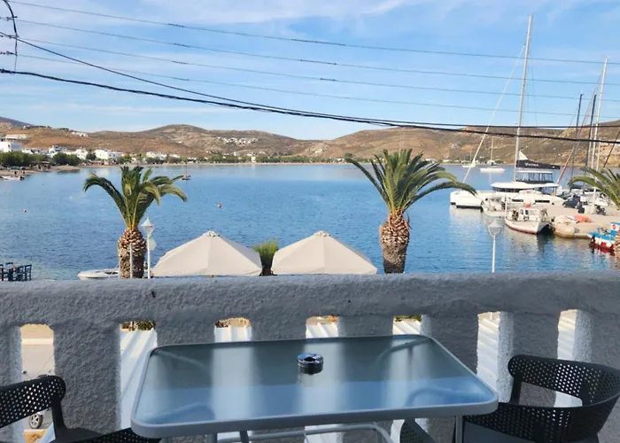 Eleios Serifos ホテル 3*