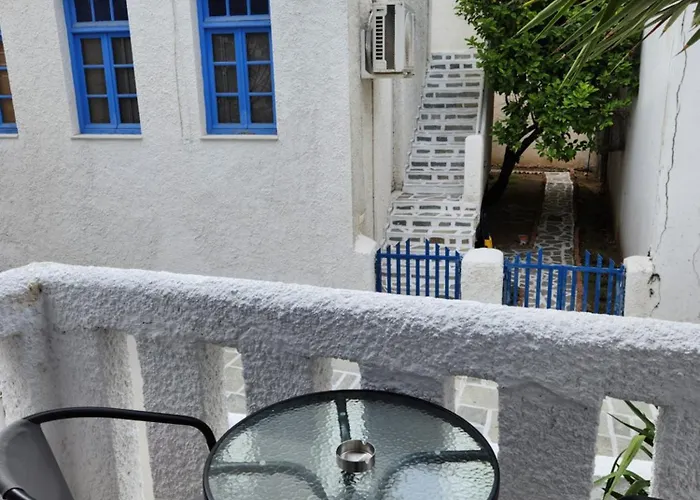 ホテル Eleios Serifos 3*