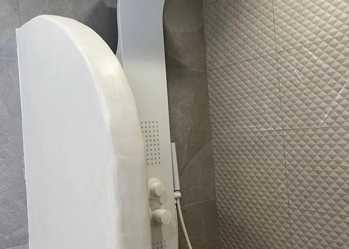 Eleios Serifos 3* リバディオン